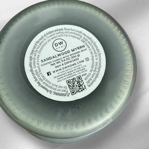 DW HOME Sandalwood Myrrh Crackling Candle with Wooden Wick 9.4oz NEW - Picture 3 of 3